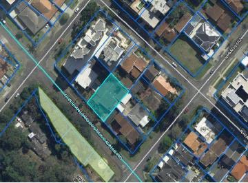 b46a10aa77e6fa583deaa9f1e6ae53829152aa81 · Terreno à venda, 553 m² por R$ 1.700.000,00 - Cabral - Curitiba/PR