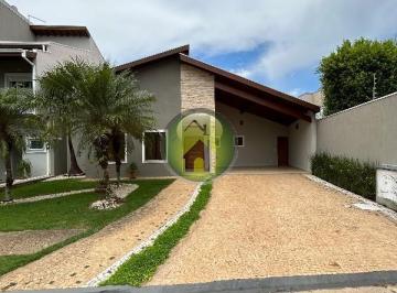 Foto 02 · Maravilhosa Residência Térrea com 4 Suítes e Escritório no Condomínio Villa Suíça - R$ 2.500.000