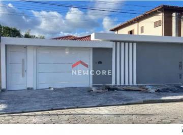 Casa · 160m² · 3 Quartos · 4 Vagas · Casa em Rua Carlos Lunardi - Pontal de Santa Marina - Caraguatatuba/SP