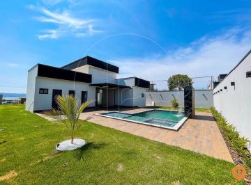 Casa de 4 quartos, Caldas Novas · Casa em Condominio para venda localizada em Caldas Novas, GO.