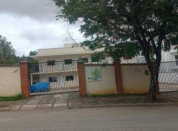 Foto 01 · Kitnet para locação no Jardim Gramados de Sorocaba: 1 quarto, 1 banheiro, 1 vaga de garagem e 38m² d