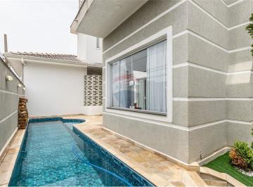 Casa · 280m² · 4 Quartos · 3 Vagas · Casa com Piscina com 4 Quartos, 2 Suítes e Edícula com 2 quartos e 1 suíte na Penha em São Paulo
