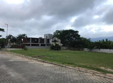 Terreno · 451m² · Terreno em condomínio fechado no bairro Ratones, com 450,95m².