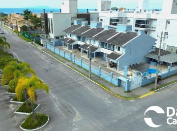 Casa · 150m² · 4 Quartos · 2 Vagas · Casa Alto Padrão - Praia de Palmas - Gov. Celso Ramos / SC.
