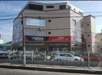 1 · Edifício Comercial em Capoeiras