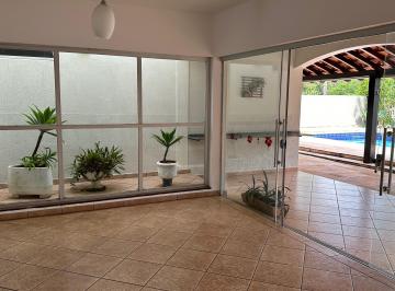 Casa de 4 quartos, Brasília · Oportunidade na Qi 19 venda ou aluguel
