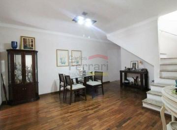 Casa · 139m² · 2 Quartos · 1 Vaga · Sobrado com 02 dormitórios, sendo 01 suíte, próximo ao metrô Tucuruvi