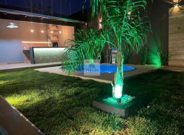 Casa · Casa Arquitetura Moderna  Acabamento Refinado 3 quartos sendo 1 Suíte Área de Lazer Integrada Espaço