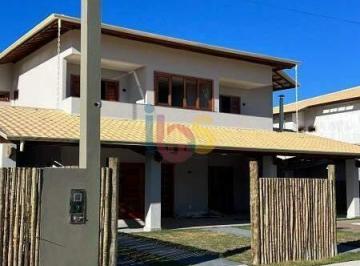 Casa · 230m² · 6 Quartos · Vendo Casa no Condomínio Moradas da Praia
