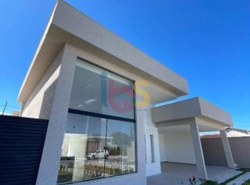 Casa · 200m² · 3 Quartos · 4 Vagas · Casa nova em Condomínio Próximo ao Centro e Orla