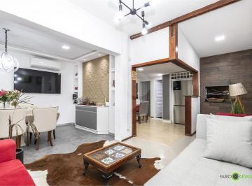 Casa · 200m² · 4 Quartos · 4 Vagas · Casa com 4 quartos à venda em Partenon - RS