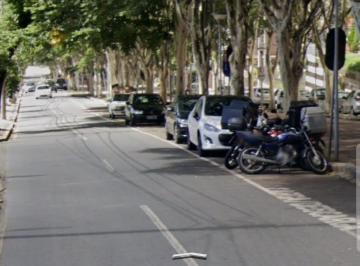 Comercial , Curitiba · LOJA COMERCIAL NO CHAMPAGNHAT MOBILIADA COM MEZANINO EXCELENTE LOCALIZAÇÃO