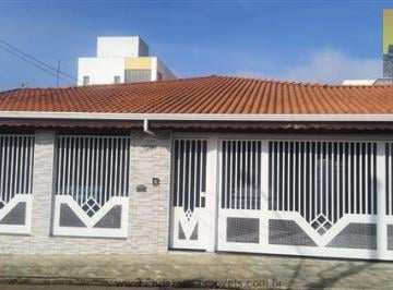 Casa · 200m² · 3 Quartos · 3 Vagas · Casa à venda - na Vila de Vecchi