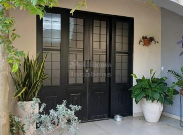 Casa · 220m² · 3 Quartos · 2 Vagas · Casa com 03 dormitórios na Vila São Judas Tadeu