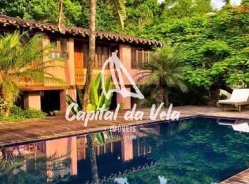 Casa · 261m² · 5 Quartos · 7 Vagas · CASA COM 05 SUITES, PROXIMO AO CENTRO HISTORICO