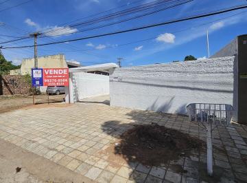 Casa · 144m² · 3 Quartos · 6 Vagas · Casa Térrea Com Amplo Espaço Externo, No Bairro Muriti, Crato/CE