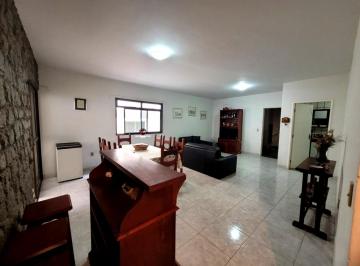 Foto 01 · Apartamento Mobiliado à Venda na Praia do Morro em Guarapari ES há 2 quadras da Orla com 3 quartos