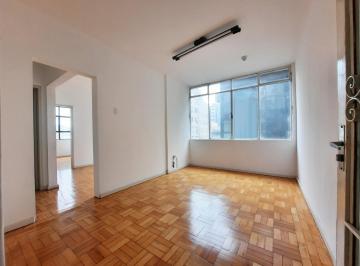 455063_i1a4j748OD1X17j8X_45506365723d36d8074.jpg · Excelente sala comercial, próxima a Santa Casa