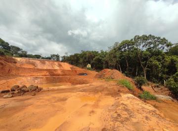 Foto 01 · Terreno de 5.000 m² à Venda no Condomínio Turmalinas em Esmeraldas - R$300.000