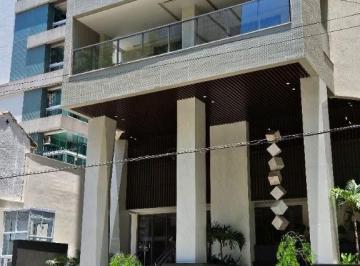 4be235cc136587692d620b66b3b2109fce34e856 · Apartamento 3 quartos na quadra da praia