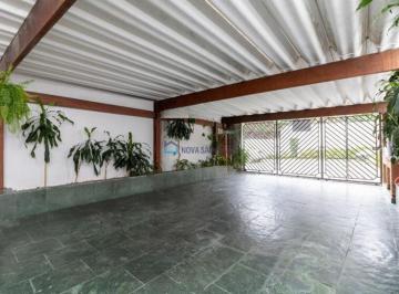 Casa · 220m² · 4 Quartos · 4 Vagas · Sobrado em Vila Mariana . 4 dormitórios (1 suíte) . 4 banheiros . 4 vagas . 220m2