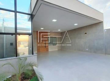 Casa · 240m² · 4 Quartos · 3 Vagas · Casa com 4 Quartos - Sendo 1 suíte na Formosinha