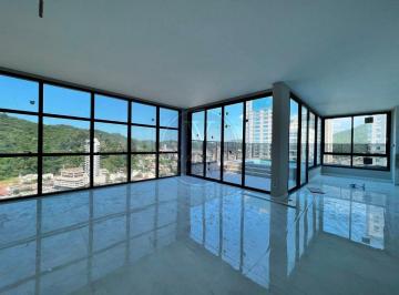 Apartamento · 302m² · 3 Quartos · 3 Vagas · Cobertura Triplex na Fazenda!