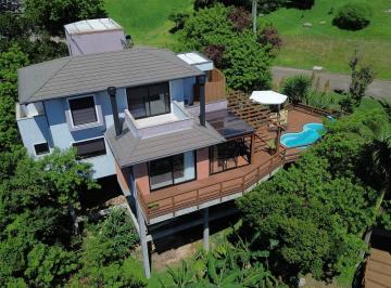 Casa · 233m² · 3 Quartos · Casa Alto Padrão em Garopaba no bairro Morrinhos