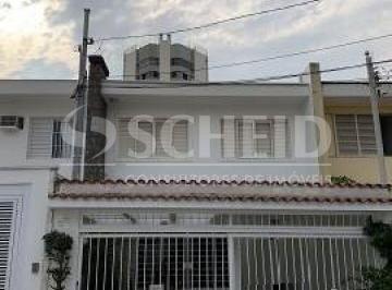 Casa · 138m² · 5 Quartos · 2 Vagas · Sobrado a venda em Moema com 05 Dormitórios sendo 2 suítes, e 02 vagas de garagem