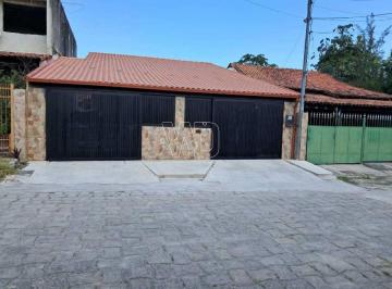 Casa · 2 Quartos · 3 Vagas · Casa à venda em Itaboraí, Centro, com 2 quartos