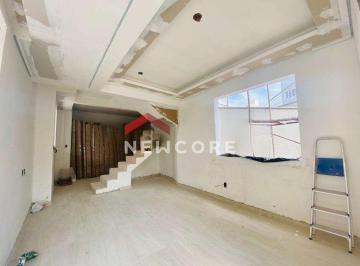Casa · 176m² · 3 Quartos · 2 Vagas · Casa em Rua Luiz de Mello Mattos - Planalto - Belo Horizonte/MG