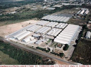 Comercial · 6500m² · 8 Vagas · Comercial para aluguel - no Distrito Industrial