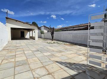Comercial · 144m² · 3 Quartos · 6 Vagas · Ponto Comercial Amplo Na Avenida Padre Cícero, Bairro Muriti - Crato/CE