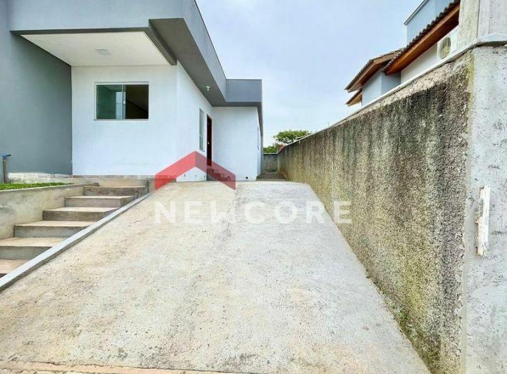 APARTAMENTO A VENDA EM CRICIUMA NO BAIRRO ANA MARIA POSSUINDO 02  DORMITÓRIOS - CONDOMÍNIO COM PISCINA E PET PLACE