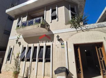 Casa · 270m² · 5 Quartos · 5 Vagas · Sobrado em  Rua Enguaguaçu - Ponta da Praia - Santos/SP
