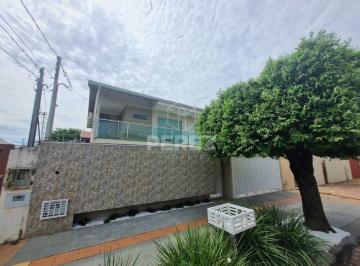 Casa · 305m² · 4 Quartos · 3 Vagas · Sobrado no Caiçara 
