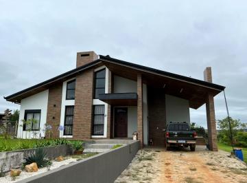 Rural de 4 quartos, Ponta Grossa · Chácara Casa de Campo