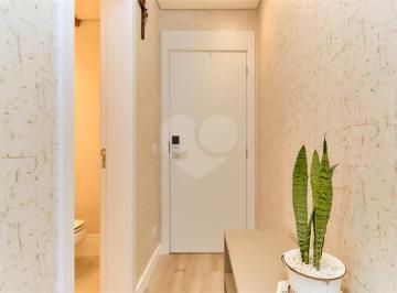 Apartamento de 3 quartos, Curitiba · Apartamento Residencial Centro Área Útil: 107,48 m² Área Total: 107,48 m²