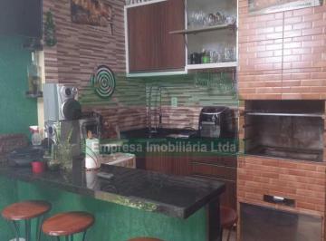 Casa · 240m² · 5 Quartos · 4 Vagas · Casa de rua - / Residencial / Redenção