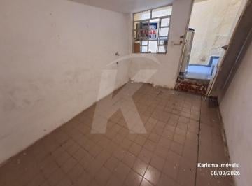Casa · 35m² · 1 Quarto · Casa com 1 quarto, sala, cozinha, 2 banheiros e área de serviço.