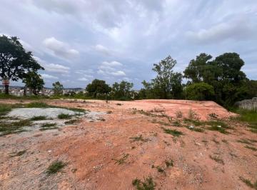 Terreno · 1400m² · Área com 1400 m² com excelente localização.