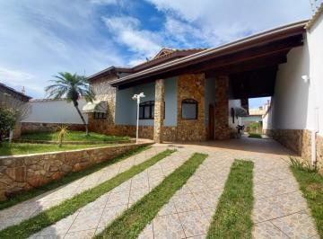 Casa de 4 quartos, Peruíbe · Sobrado a venda com 4dorm. com piscina  lado praia em Peruíbe