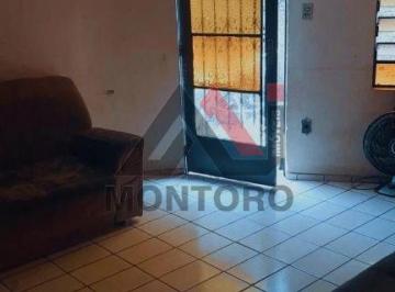 img0 · Casa Padrão em Araraquara