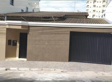 ddeec038b601478181d2ed8945ec13a9.jpeg · Casa para Venda em Uberlândia/MG - 3 Dorm. 250 m2 Área Útil