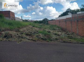 7f9898bd4e3ed5bf74c1bcba28ce9dce880e9dba · terreno comercial