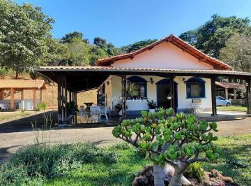 Casa · 10000m² · 5 Quartos · 4 Vagas · Casa em Condomínio Ipê Amarelo estilo Fazenda