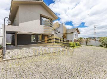 Casa · 231m² · 4 Quartos · 3 Vagas · Casa à venda - em Santa Felicidade