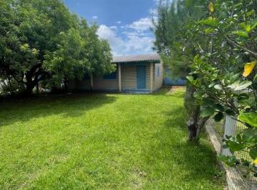 Apartamento · 4 Quartos · Casa ampla com 04 dormitórios