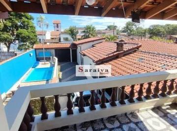 b348c031b80835cac838e2f34007f120004af095 · Sobrado com 5 dormitórios à venda, 210 m² por R$ 800.000,00 - Bela Vista - Pindamonhangaba/SP