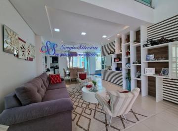 Casa de 4 quartos, Eusébio · Linda casa no Alphaville Eusébio com 4 suítes